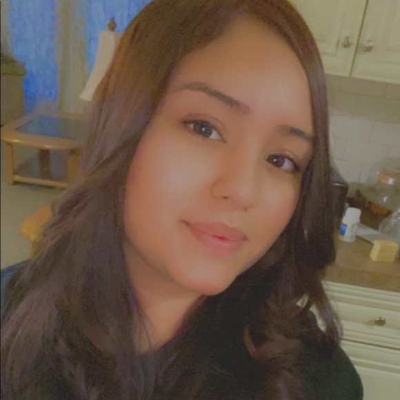 Meet your Posher, Veronica - Picture 1 of 1